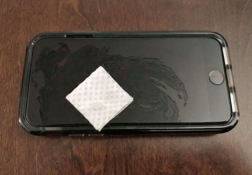 disinfect iPhone disinfect iPhone