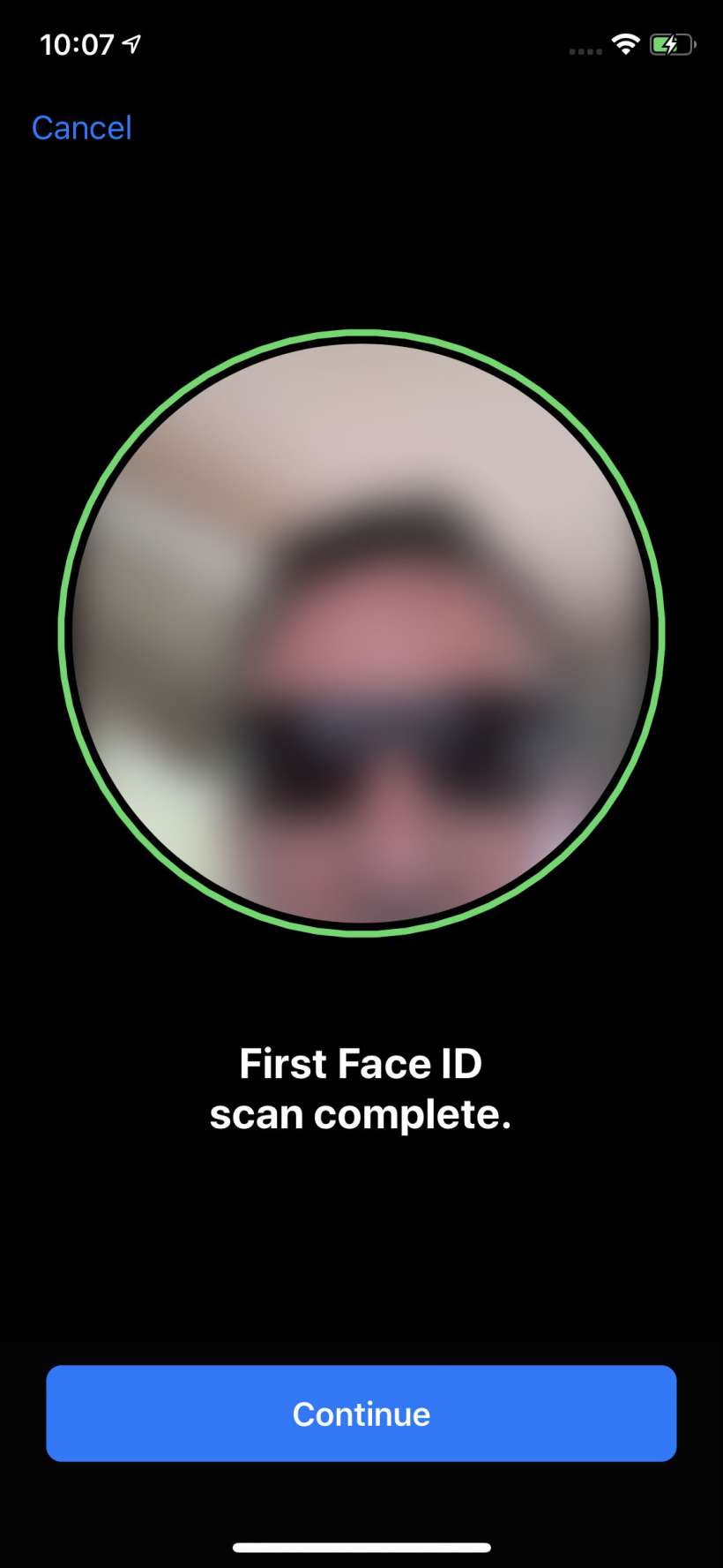 How to set up an alternate Face ID appearance on iPhone X.