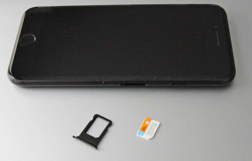 iPhone SIM tray 3 iPhone SIM tray 3
