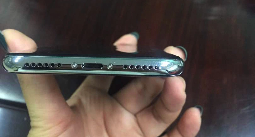 iPhone 8 mockup leak