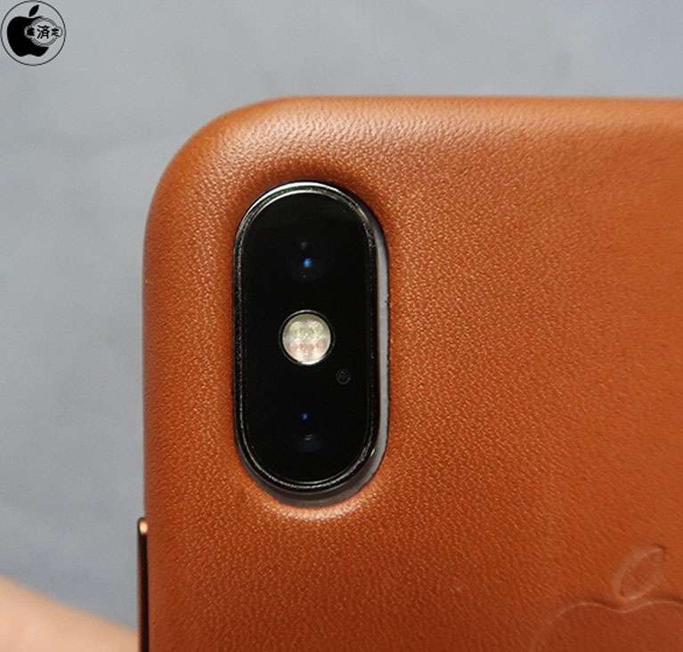 iPhone XS case with iPhone X