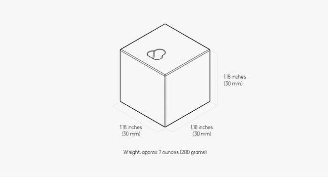 Q minimalistic iPhone dock Q minimalistic iPhone dock