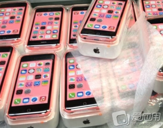 iPhone 5C packaging retail 2